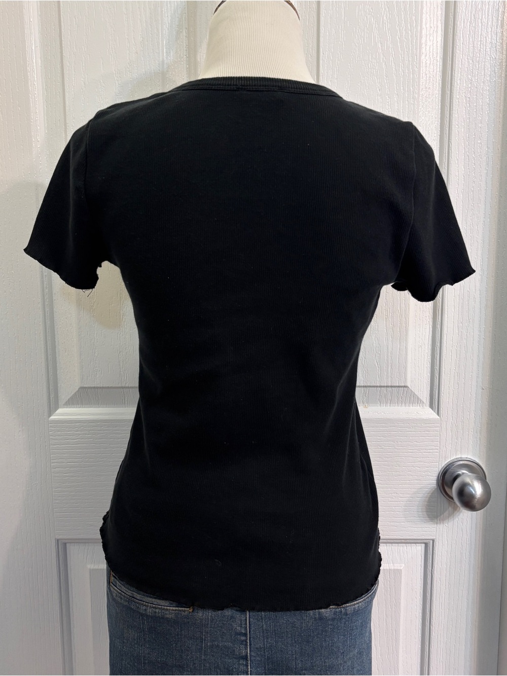 Riley & Rae Black Ribbed Henley Short Sleeve Tee - Picture 2 of 9